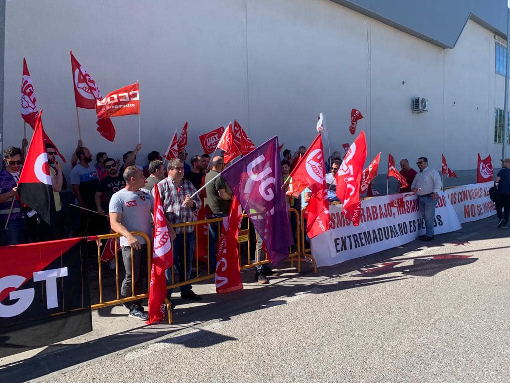 Trabajadores de BA GLASS convocaran Huelga Indefinida en la factoría de Villafranca